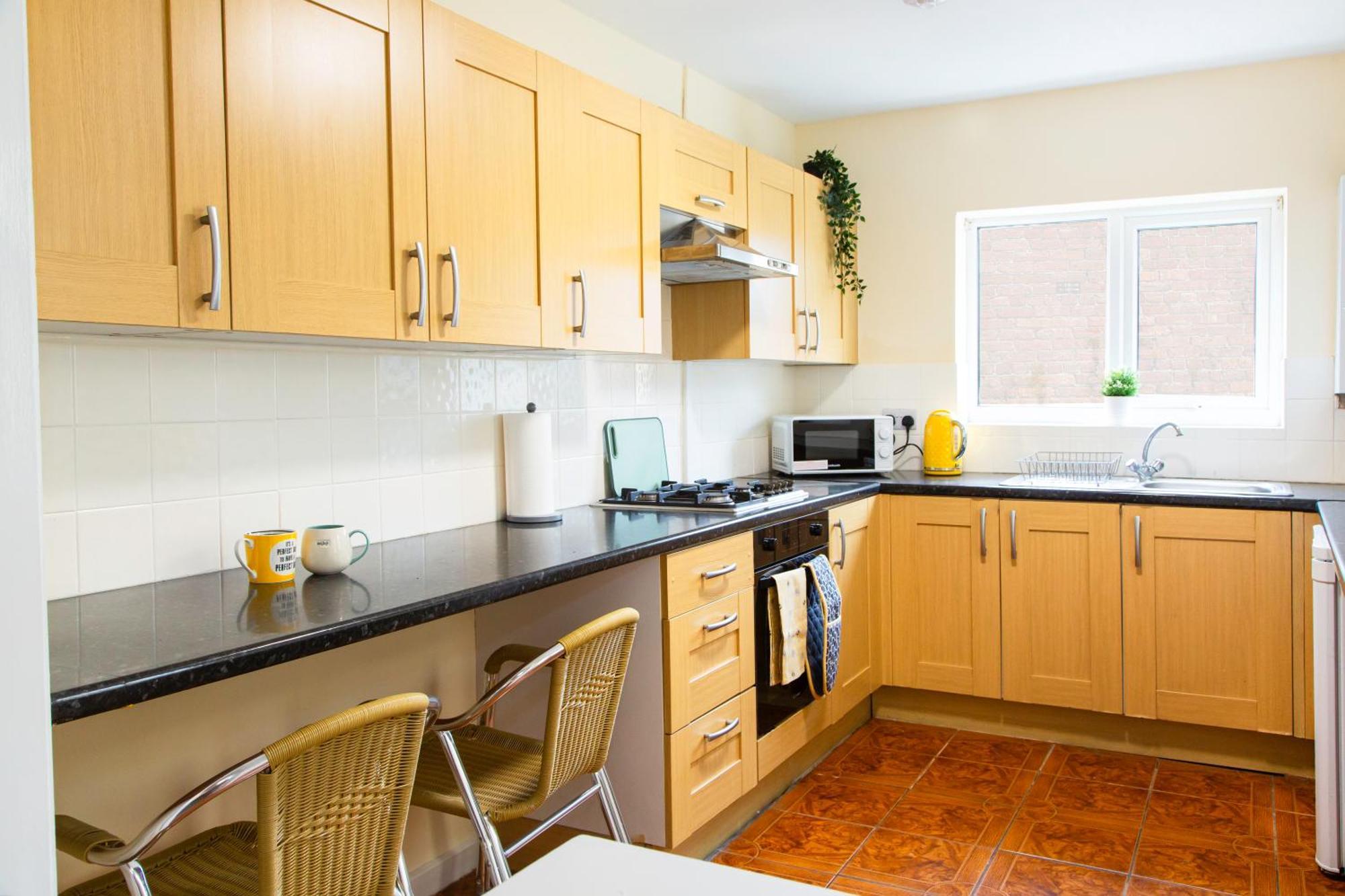 Newly Launched 3 Bedroom House With Free Parking Litherland Eksteriør billede