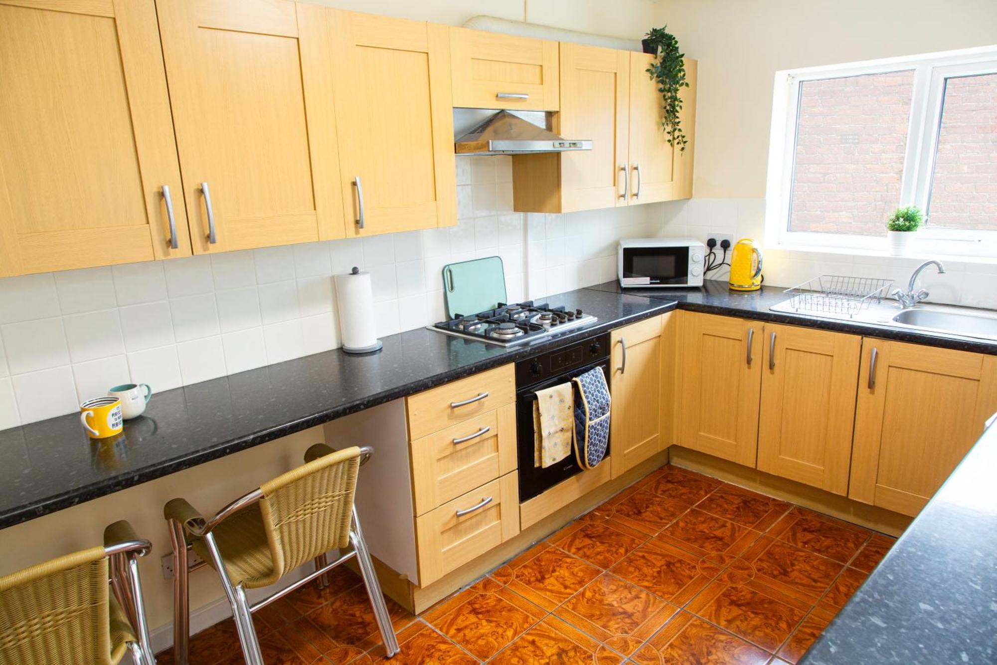 Newly Launched 3 Bedroom House With Free Parking Litherland Eksteriør billede